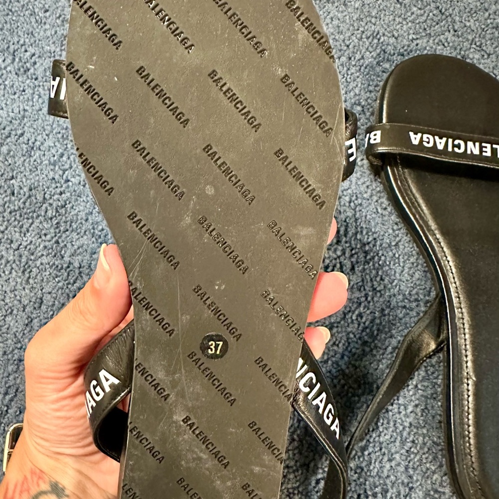 Balenciaga Black Sandals Sleek Minimalist Design - Picture 3 of 5